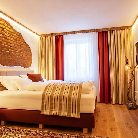 Otel Lend-platzl
