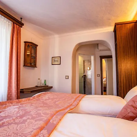 Otel Lend-platzl